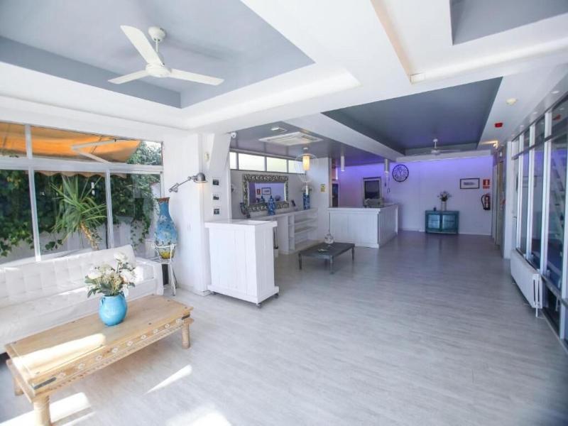 El Solvi Hotel image