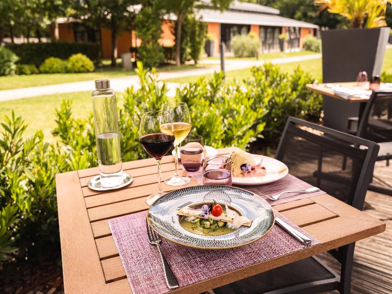 Le Relais De La Malmaison image