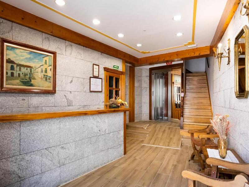 Hostal Gran Duque image