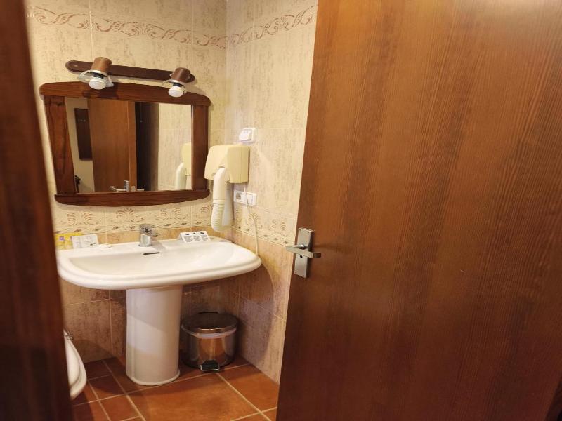 Hotel Doña Isabel image