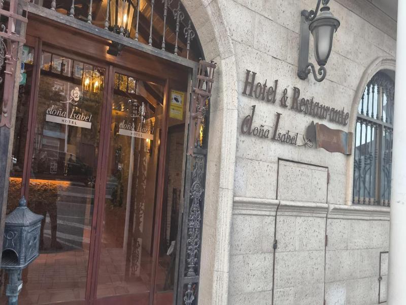 Hotel Doña Isabel image