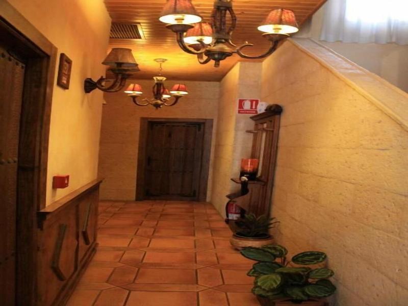 Hotel Doña Isabel image