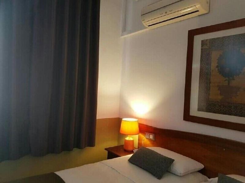 Hostal Lk Barcelona image