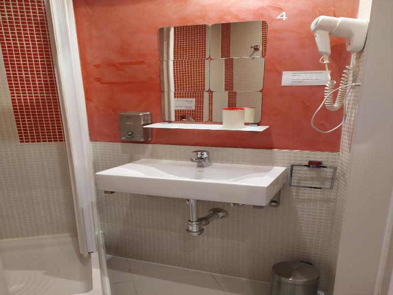 Hostal Inn Madrid image