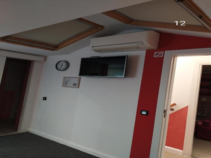 Hostal Inn Madrid image