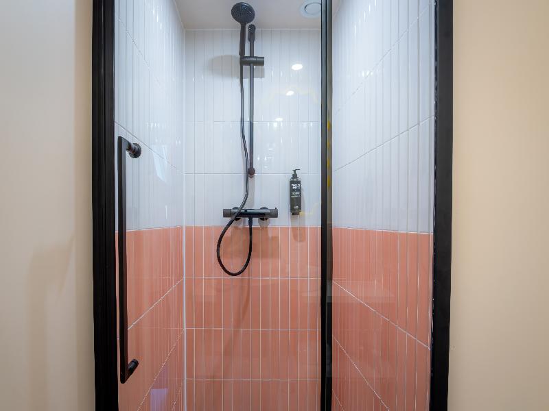ibis Styles Nantes Centre Place Graslin image