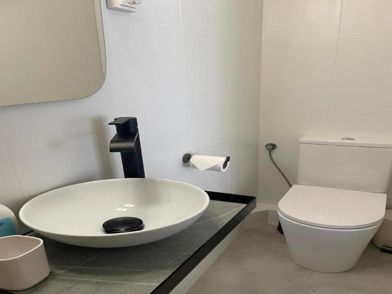 Hostal El Ninot image