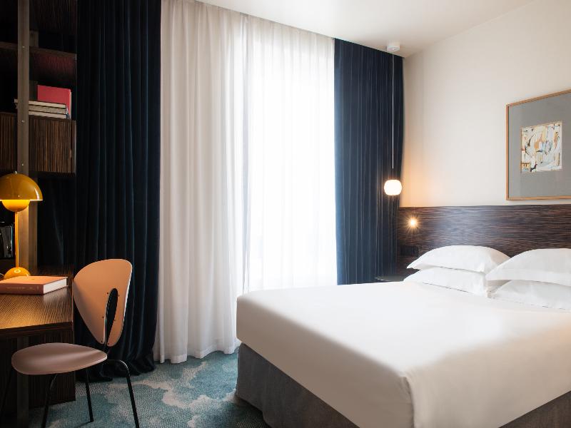 GOLDEN TULIP OPERA DE NOAILLES image