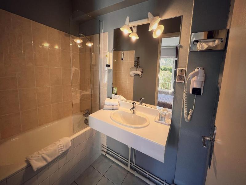 Hotel Des Voyageurs image