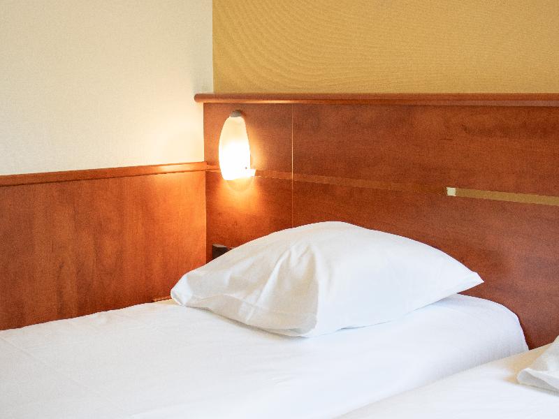Brit Hotel Agen - L'Aquitaine image