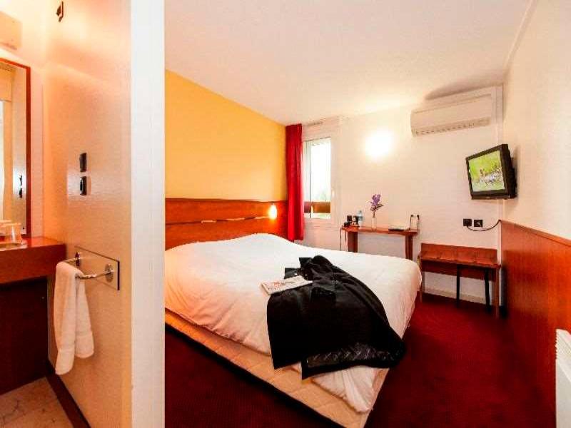 Brit Hotel Agen - L'Aquitaine image