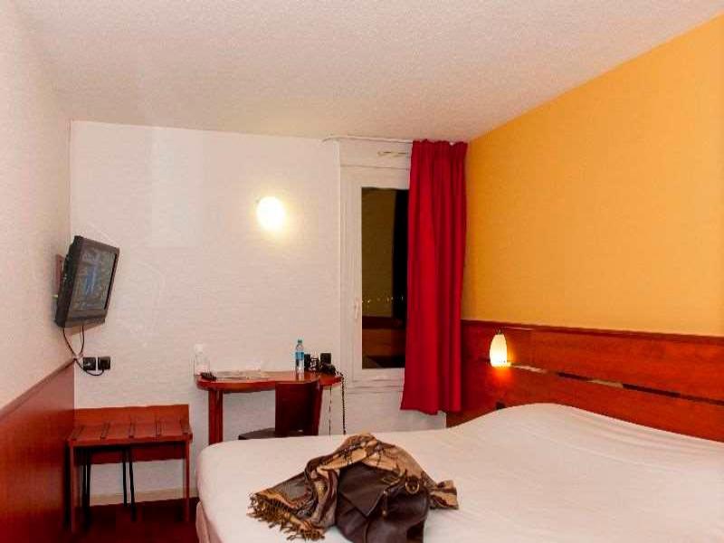 Brit Hotel Agen - L'Aquitaine image
