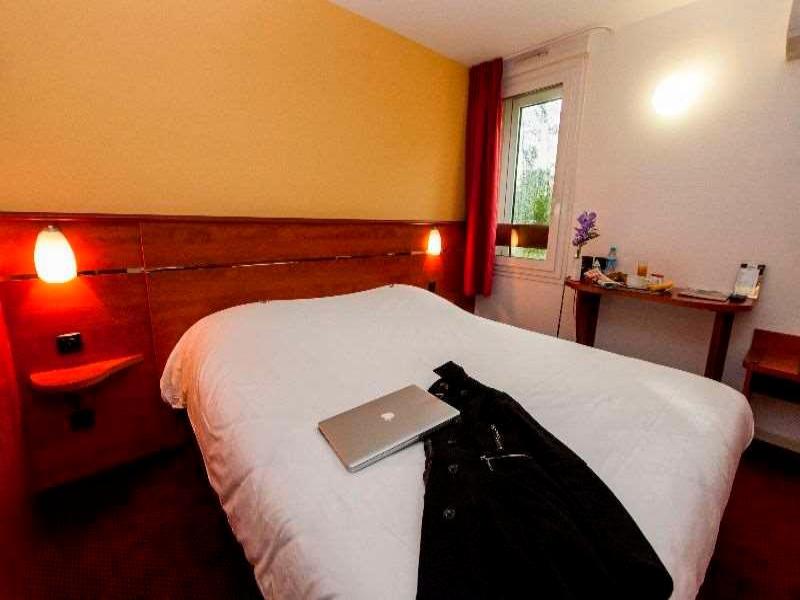 Brit Hotel Agen - L'Aquitaine image