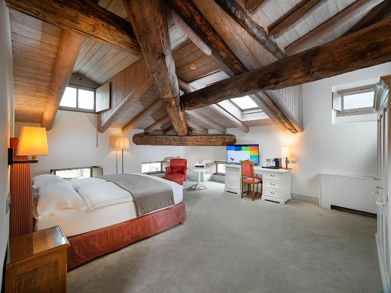 Grand Hotel della Posta, WorldHotels Distinctive image