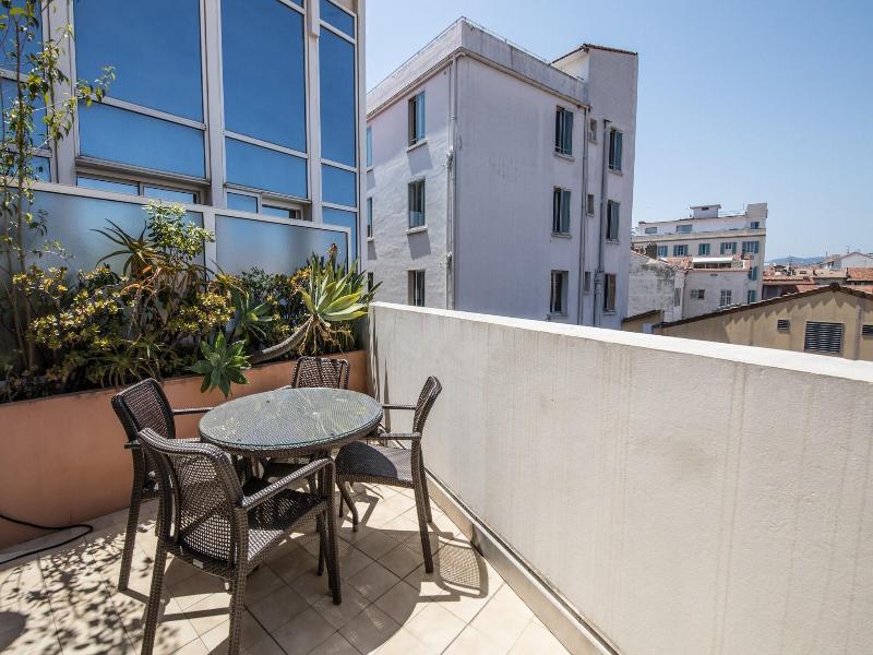 Cannes Croisette Prestige image