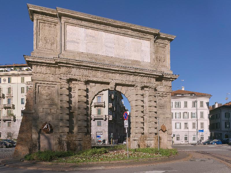 Arco Romana