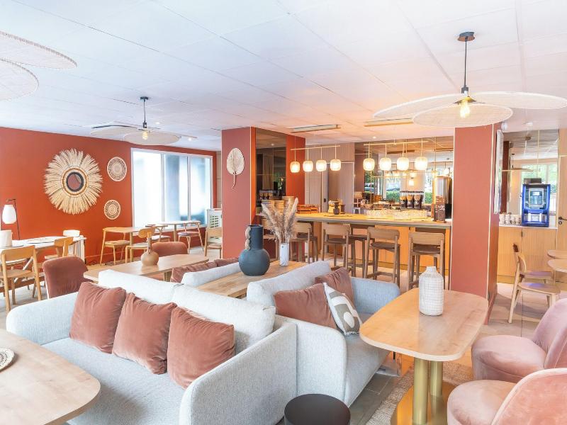 Brit Hotel Olympia