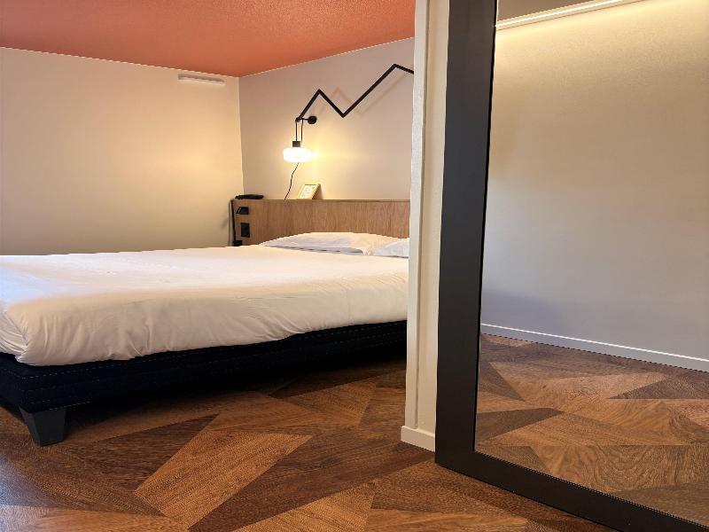 Sure Hotel by Best Western Annecy image