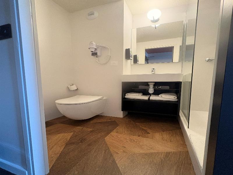 Sure Hotel by Best Western Annecy image