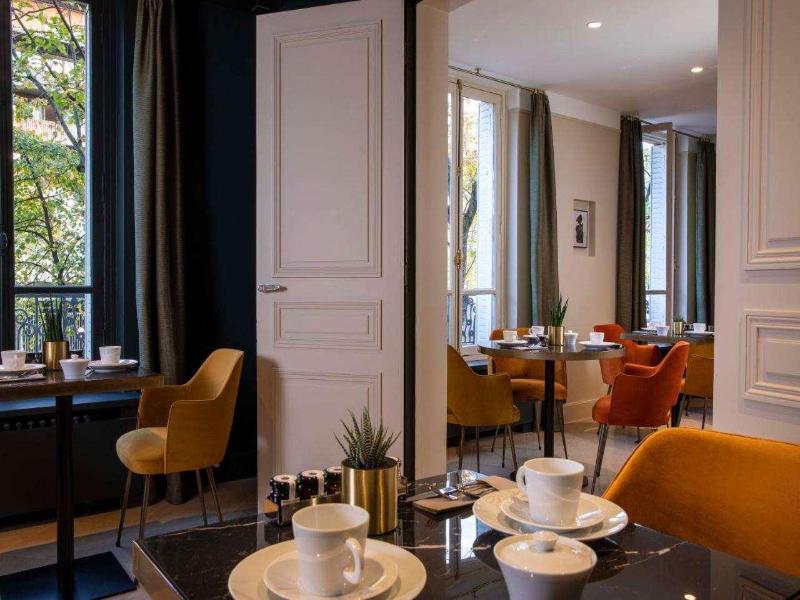 Hotel Aiglon image