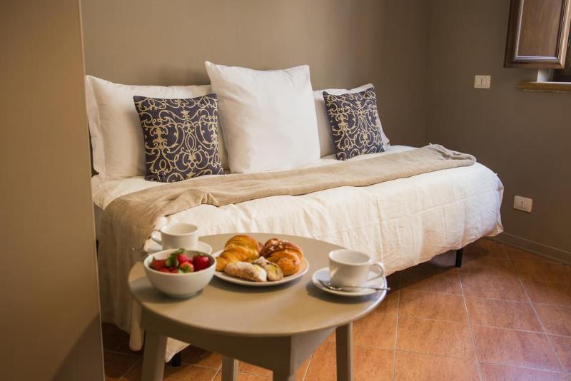 B&B Bibirria image