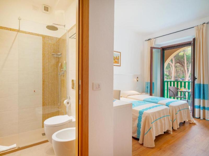 Hotel Dei Pini image