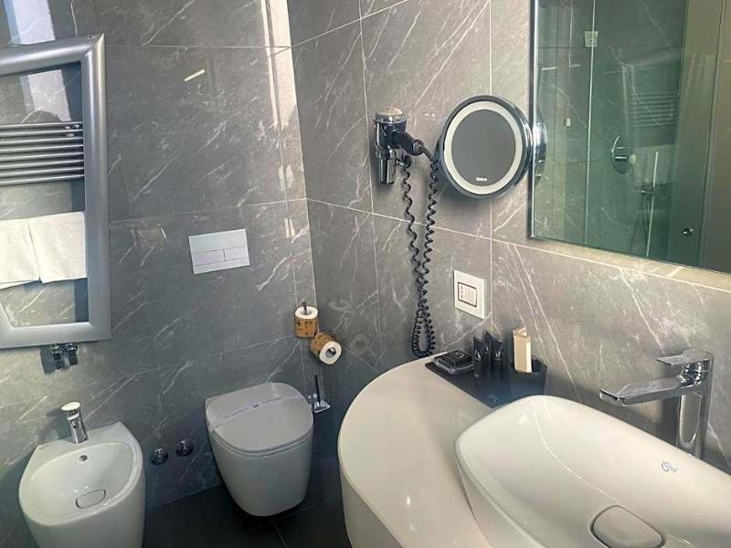 Hotel Vallazze image