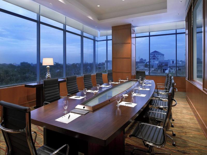 JW Marriott Hotel Medan image