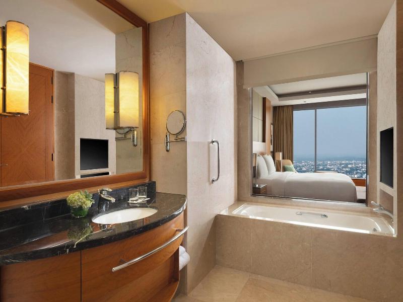 JW Marriott Hotel Medan image