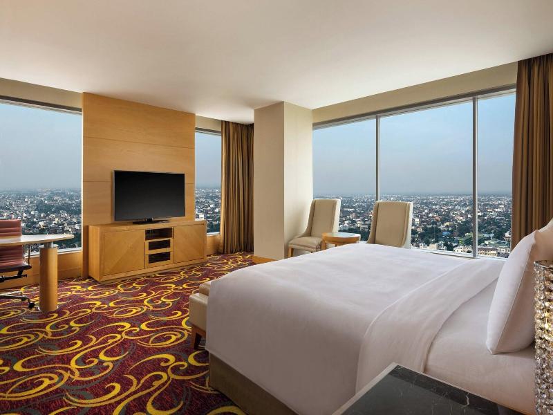 JW Marriott Hotel Medan image