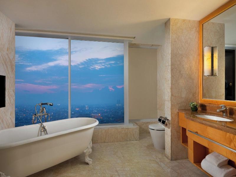 JW Marriott Hotel Medan image