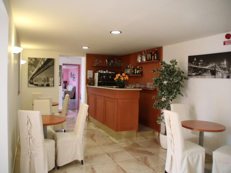 Hotel Lutetia image