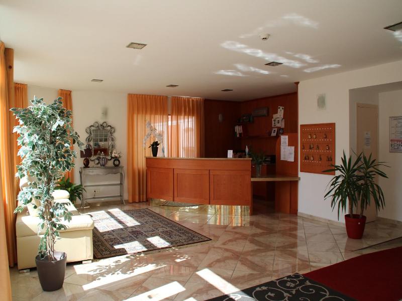 Hotel Lutetia image