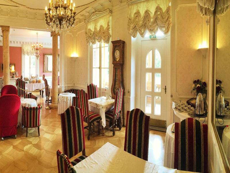 Hôtel Le Manoir image
