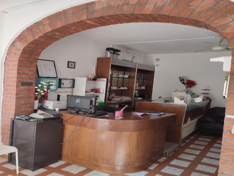 Hotel Italia image
