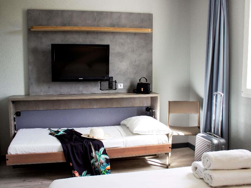 Ibis Budget Lunel Porte De Camargue image