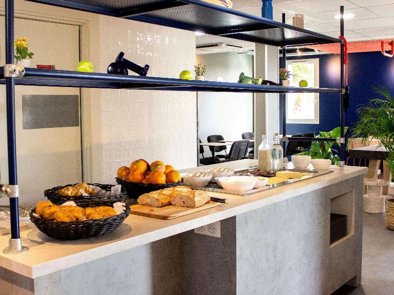 Ibis Budget Lunel Porte De Camargue image