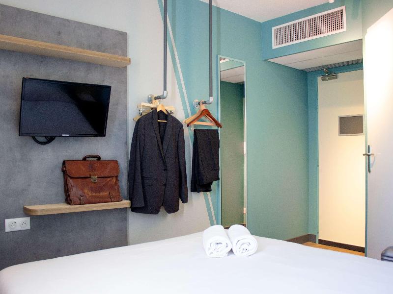 Ibis Budget Lunel Porte De Camargue image