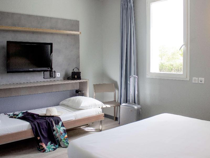 Ibis Budget Lunel Porte De Camargue image