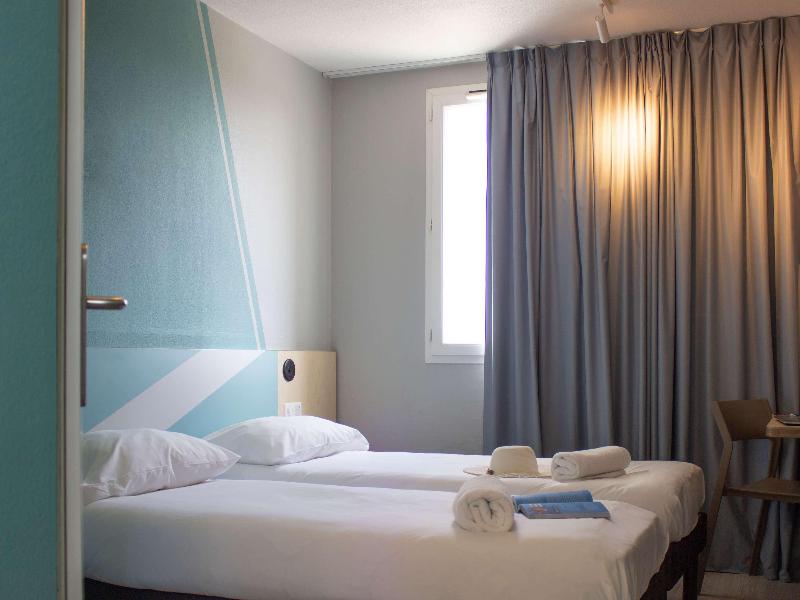 Ibis Budget Lunel Porte De Camargue image