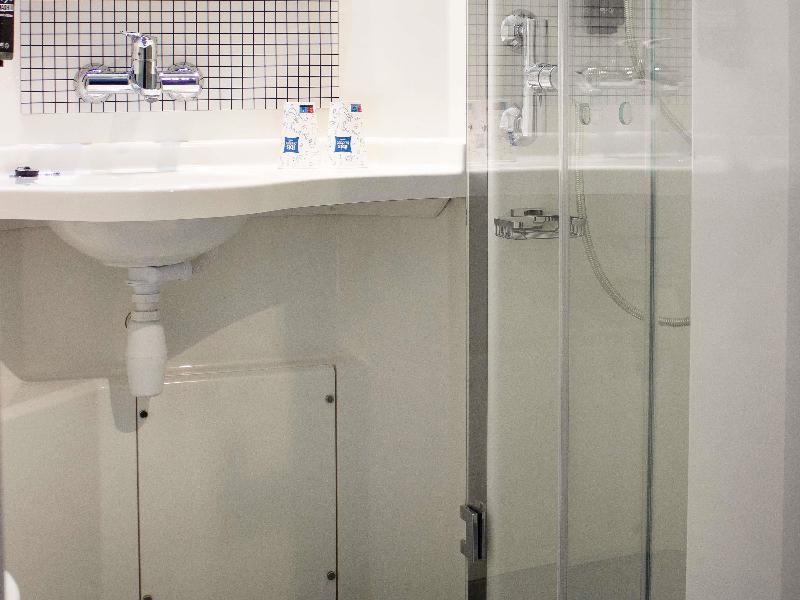 Ibis Budget Lunel Porte De Camargue image