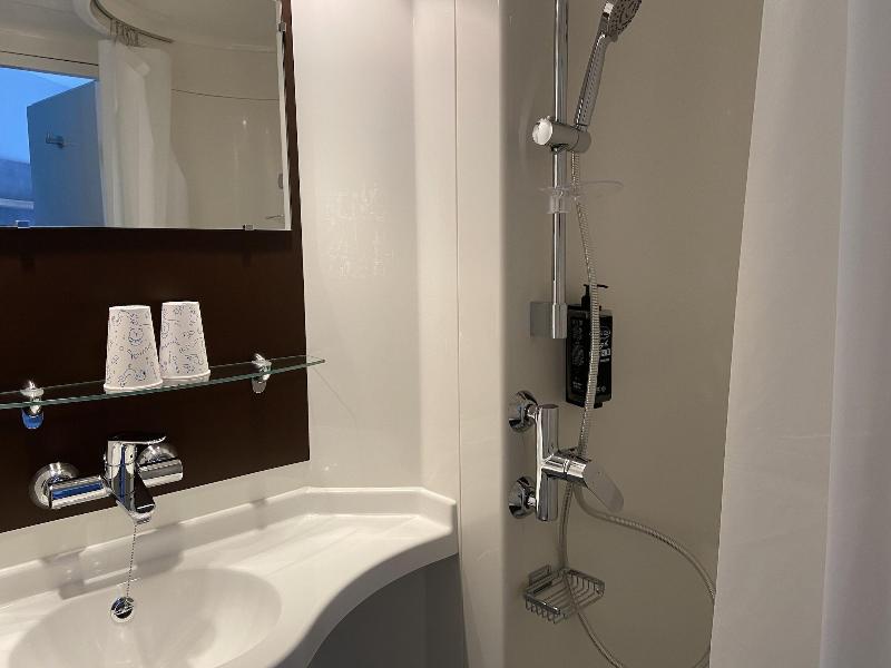 Ibis Budget Lunel Porte De Camargue image