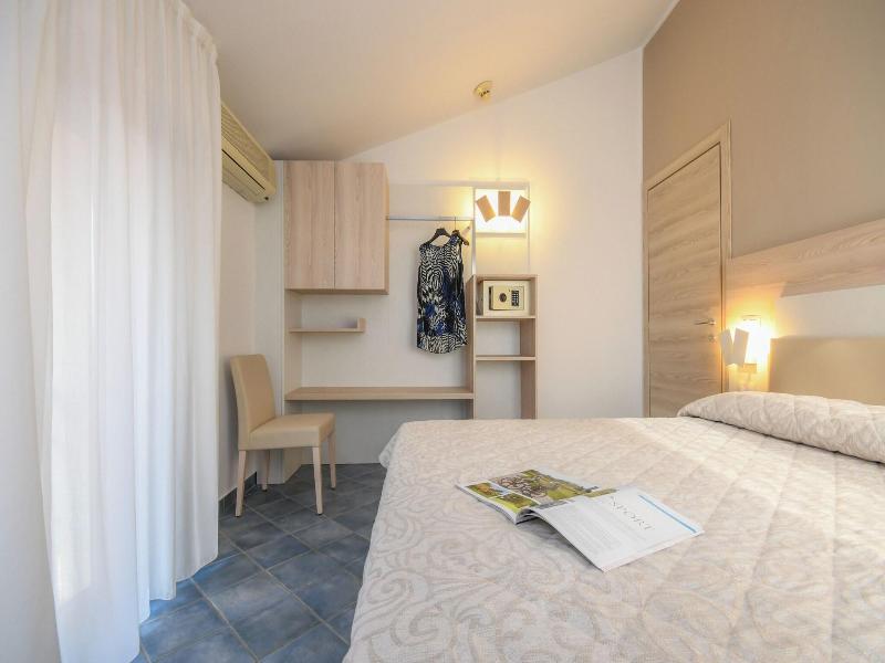 Hotel Riel image