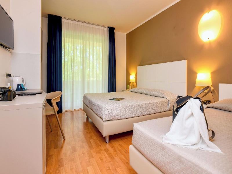 Hotel Riel image