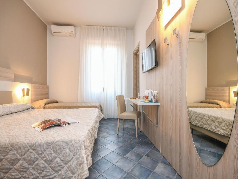 Hotel Riel image