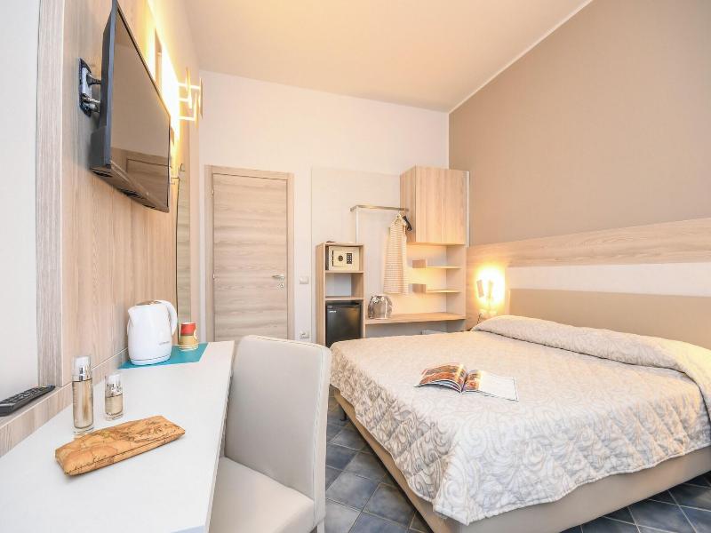 Hotel Riel image