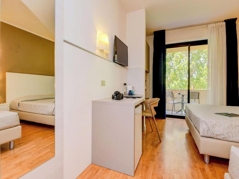Hotel Riel image