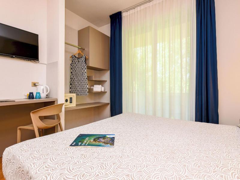 Hotel Riel image