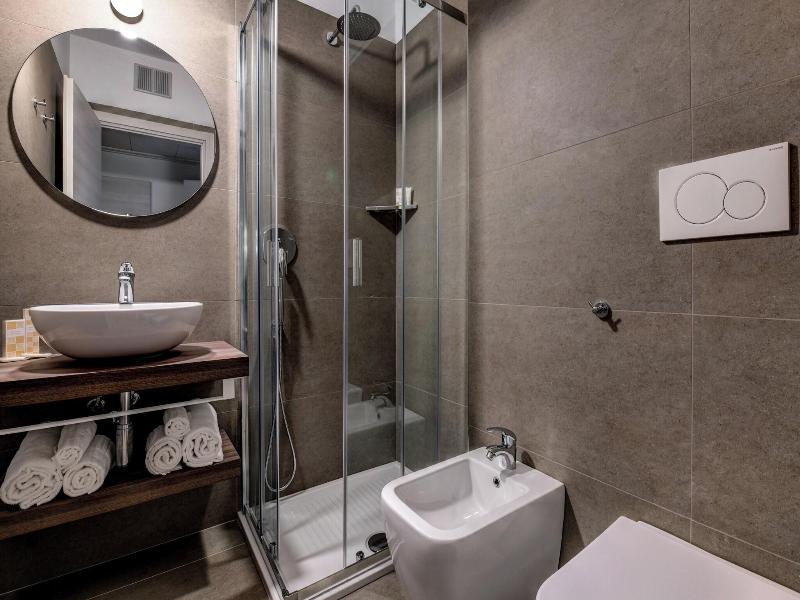 Hotel Riel image