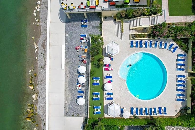 Lido International image